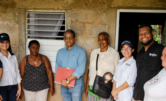 Banco Ademi junto a Fundación Ademi y Hábitat para la Humanidad transforman la vida de seis familias en Monte Plata